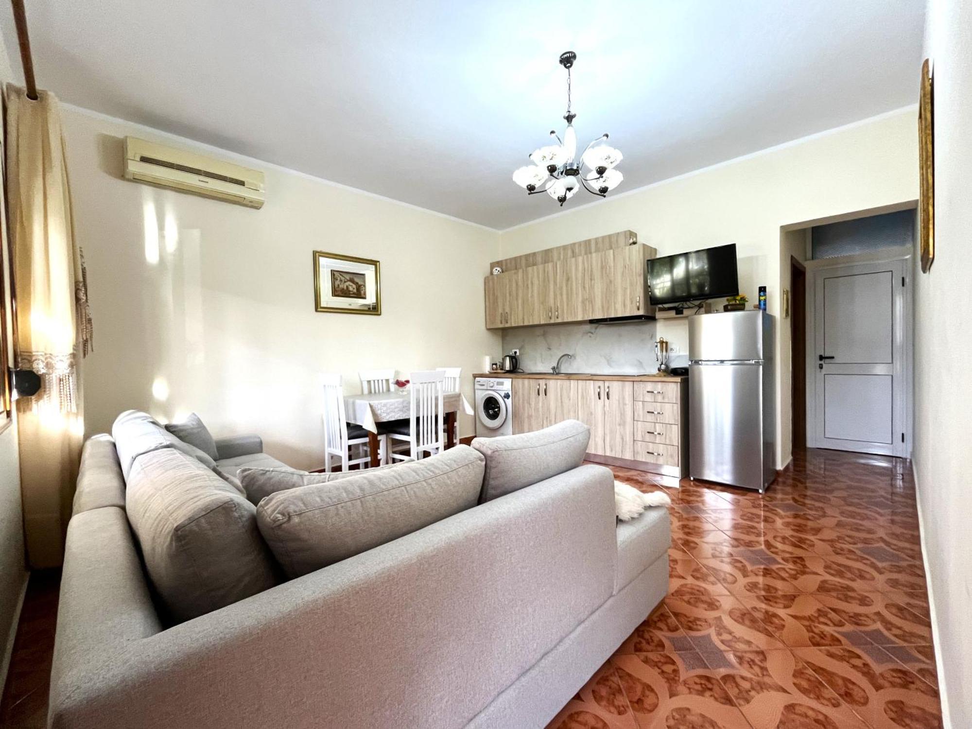 Beach & Chill Apartments Вльора Екстер'єр фото
